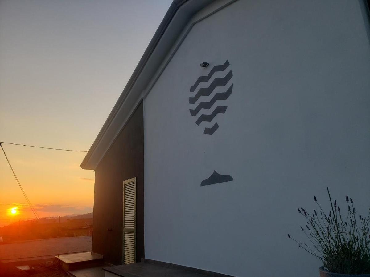 Vinomare Guesthouse Fosdinovo Exterior foto